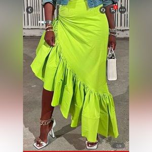 Asymmetrical Ruffle Hem Skirt